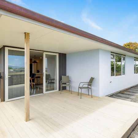 Matenga Townhouse - Waikanae Holiday Home Экстерьер фото