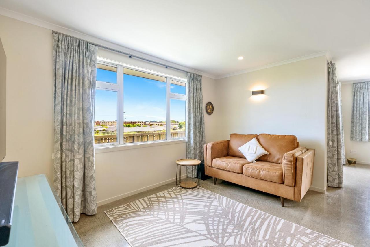 Matenga Townhouse - Waikanae Holiday Home Экстерьер фото