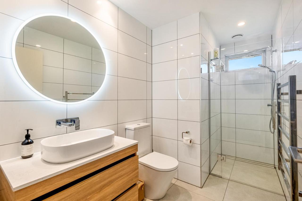 Matenga Townhouse - Waikanae Holiday Home Экстерьер фото